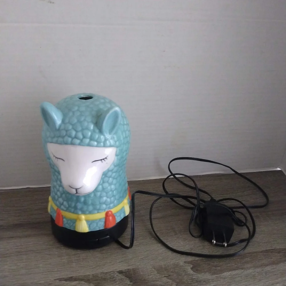 Llama Ceramic Ultrasonic Diffuser